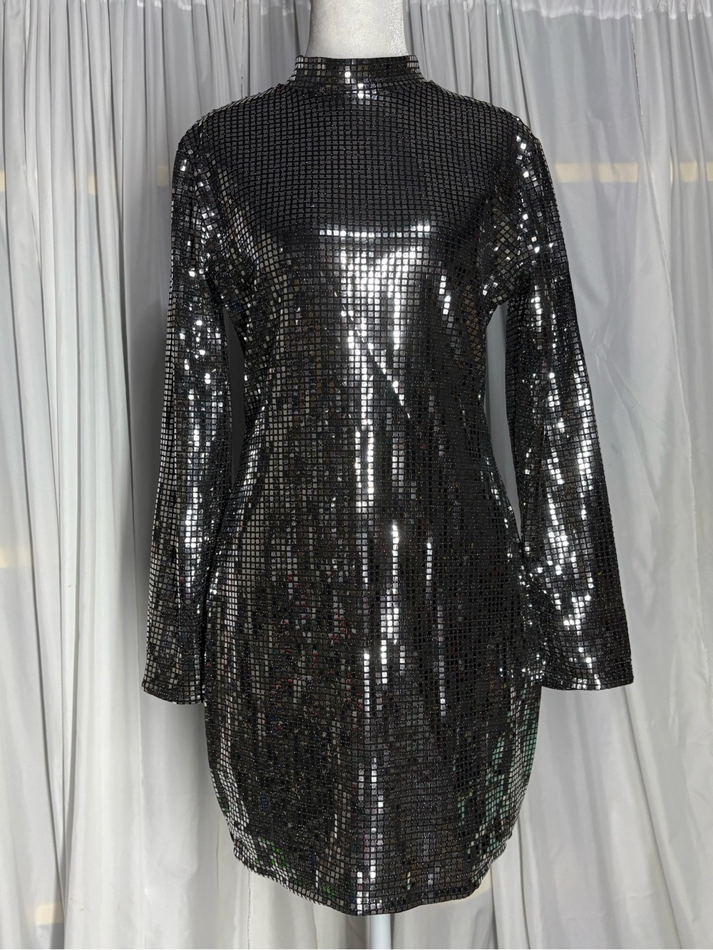 Black/Silver Sequin Mini Dress With Turtleneck Collar And Zipper Closure Size M